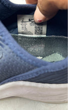 Load image into Gallery viewer, Nike Womens Air Zoom Elevate Blue Lace-Up Low Top Running Shoes Size 9
