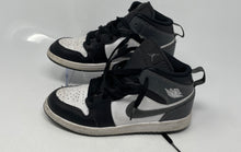 Load image into Gallery viewer, Nike Kids Air Jordan 1 Mid DQ8424-001 Black Gray White Sneaker Shoes Size 2.5Y
