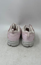 Load image into Gallery viewer, Nike Girls Vomero 5 HF6999-600 Light Pink Lace-Up Low Top Sneakers Shoes Sz 1.5Y
