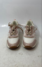Load image into Gallery viewer, Guess Womens White Pink Low Top Lace-Up Sneaker Shoes Size 9
