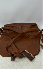 Load image into Gallery viewer, Oak &amp; Tan Womens Brown Leather Adjustable Strap Zip-Around Lined Backpack w/ Tag
