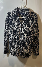 Load image into Gallery viewer, Tommy Hilfiger Womens Black White Floral Long Sleeve Button-Up Shirt Size XS
