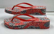 Load image into Gallery viewer, Authentic Tory Burch Womens Red Printed Flip-Flop Sandals Size 6-7 Worn
