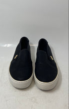 Load image into Gallery viewer, GBG Womens Gollys GGGOLLYS3 Black White Round Toe Slip-On Sneakers Shoes Sz 8.5M
