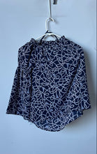 Load image into Gallery viewer, Michael Kors Womens Blue White Abstract Print Off The Shoulder Blouse Top Sz XS
