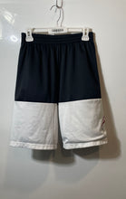 Load image into Gallery viewer, Jordan Boys Black White Jumpman Elastic Waist Basketball Athletic Shorts Size XL
