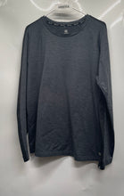 Load image into Gallery viewer, Gaiam Mens Gray Heather Long Raglan Sleeve Round Neck Pullover T-Shirt Size L

