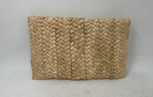 Load image into Gallery viewer, Unbranded Womens Beige Woven Straw Envelope Style Clutch Purse
