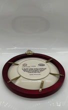 Load image into Gallery viewer, Knowles Mother&#39;s Day 1976 Round Shape Decorative Collector Plate
