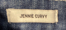Load image into Gallery viewer, True Religion Womens Jennie Blue Denim Stretch Curvy Straight Leg Jeans Size 25W
