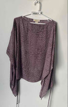 Load image into Gallery viewer, MK Michael Kors Womens Purple Printed Round Neck Batwing Blouse Top Size S/M
