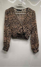 Load image into Gallery viewer, Zara Womens Multicolor Animal Print Long Sleeve Cropped Blouse Top Size M
