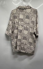 Load image into Gallery viewer, Zara Mens Beige Gray Geometric Short Sleeve Collared Button-Up Shirt Size M
