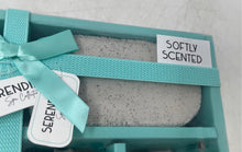 Load image into Gallery viewer, Serendipity Spa Collection Self-Care Tropical Breeze 5-Piece Spa Set With Box
