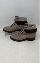 Load image into Gallery viewer, Serra Womens Gray Sherpa Trim Round Toe Ankle Lace-Up Combat Boots Size 7
