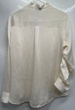 Load image into Gallery viewer, Express Womens White Slim Fit Long Sleeve Blouse Top Size Medium
