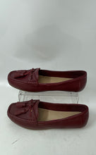 Load image into Gallery viewer, Isaac Mizrahi Womens Live Burgundy Leather Slip-On Tassel Loafer Shoes Size 7W
