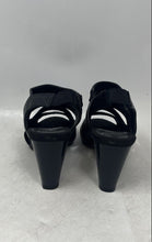 Load image into Gallery viewer, Aerosoles Heelrest Womens Black Block Heel Slingback Sandals Size 7M
