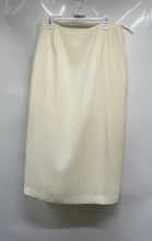 Load image into Gallery viewer, Le Suit Womens Cream Bazck Zip And Slit Straight &amp; Pencil Skirt Size 12P
