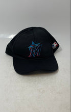 Load image into Gallery viewer, MLB Mens Black Miami Marlins Embroidered Logo Adjustable Baseball Cap
