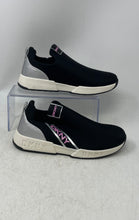 Load image into Gallery viewer, DKNY Girls Black Slip-On Low Top Closed Toe Sneaker Shoes Size 4
