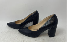 Load image into Gallery viewer, Liz Claiborne Womens Haslett Black Leather Pointed Toe Block Pump Heels Size 7M
