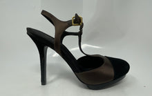 Load image into Gallery viewer, Authentic Tory Burch Womens Mandy Black Brown High T-Strap Heels Size 9M Worn
