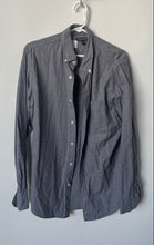 Load image into Gallery viewer, Banana Republic Mens Gray Long Sleeve Collared Button-Up Shirt Size Medium
