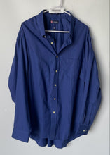 Load image into Gallery viewer, Chaps Mens Blue Navy Long Sleeve Wrinkle Free Dress Shirt Size 18-18 1/2
