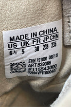 Load image into Gallery viewer, Adidas Womens Tubular Invader B39366 Beige Mid Top Sneaker Shoes Size 6.5
