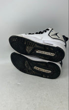 Load image into Gallery viewer, Nike Boys Air Jordan Courtside 23 AR1002-100 White Black Sneakers Shoes Sz 3.5Y
