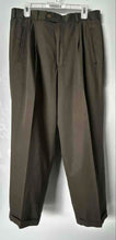 Load image into Gallery viewer, Perry Ellis Mens Green Pleated Front Pockets Straight Leg Dress Pants Size 34x32
