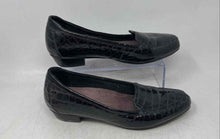 Load image into Gallery viewer, Clarks Everyday Womens Keesha Luca Black Leather Slip-On Loafer Shoes Size 9M
