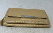Load image into Gallery viewer, Tahari Womens Royal Flush Yellow Quilted Leather ID Window Clutch Wallet w/ Tags
