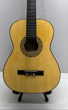 Load image into Gallery viewer, M-Tunes MTC811 Kids 1/2 Size USA Classical Music 6-String 32'' Acoustic Guitar

