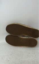Load image into Gallery viewer, Michael Kors Womens Kendrick White Floral Print Espadrille Flats Size 5.5M
