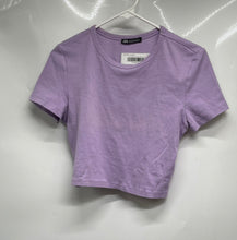 Load image into Gallery viewer, Zara Womens Purple Short Sleeve Crew Neck Pullover Cropped T-Shirt Size Large
