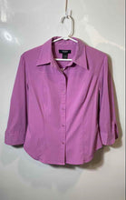 Load image into Gallery viewer, Express Womens Pink Stretch 3/4 Sleeve Collared Button-Up Shirt Size 7/8
