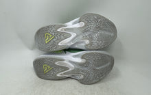 Load image into Gallery viewer, Nike Kids Zoom Freak 4 DQ0553-100 White Lace-Up Sneaker Shoes Size 7Y
