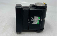 Load image into Gallery viewer, Vivitar Black Camera Attachment Portable Zoom Thyristor Flash Not Tested
