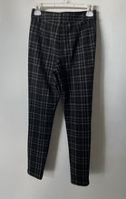 Load image into Gallery viewer, Forever 21 Womens Black Plaid Print Flat Front Belt Loops Trouser Pants Size S
