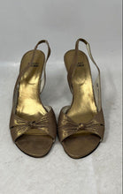 Load image into Gallery viewer, Stuart Weitzman Womens Gold Open Toe Slingback Sandals Size 10M
