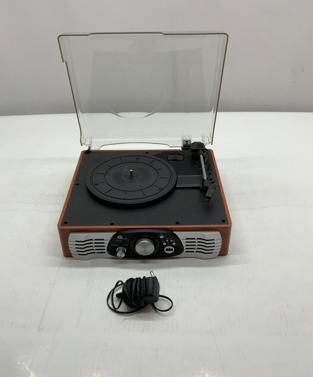 1byone Audio Belt Drive Stereo Turntable With Speakers & Power Cord Not Tested
