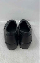 Load image into Gallery viewer, Clarks Womens Black Leather Round Toe Low Heel Slip-On Loafer Shoes Size 9.5M
