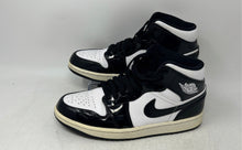 Load image into Gallery viewer, Nike Mens Air Jordan 1 Mid SE DD1649-001 Black White Basketball Shoes Size 7.5
