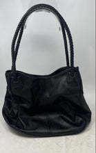 Load image into Gallery viewer, Antik Kraft Womens Black Leather Snap Inner Pockets Shoulder Bag
