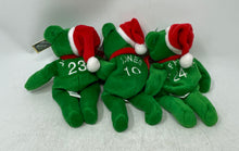 Load image into Gallery viewer, 1998 Salvino's Bamm Beano's MLB Green Christmas Plush Bears Toys Set 6 Pcs
