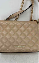 Load image into Gallery viewer, Aldo Womens Beige Gold Faux Leather Quilted Chain Strap Magnetic Crossbody Purse

