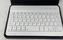 Load image into Gallery viewer, Sengbirch White Rose Gold Portable Wireless Bluetooth Keyboard With Cover
