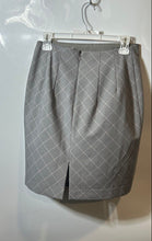 Load image into Gallery viewer, Express Womens Gray White Windowpane Check Back Zip Straight &amp; Pencil Skirt Sz 6
